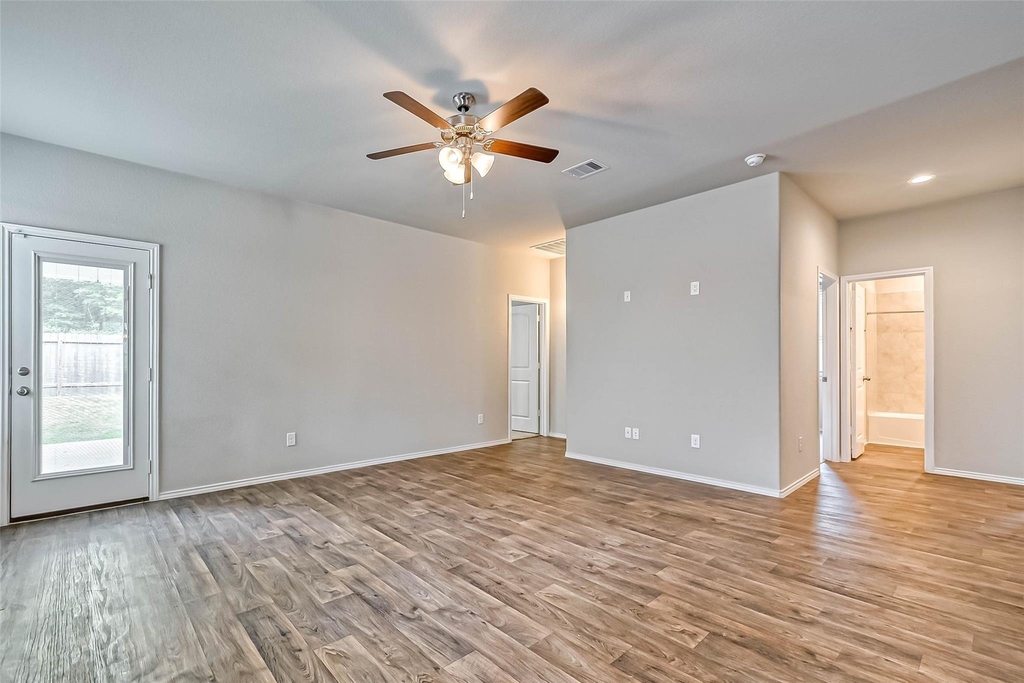 14122 Silver Falls Court - Photo 11