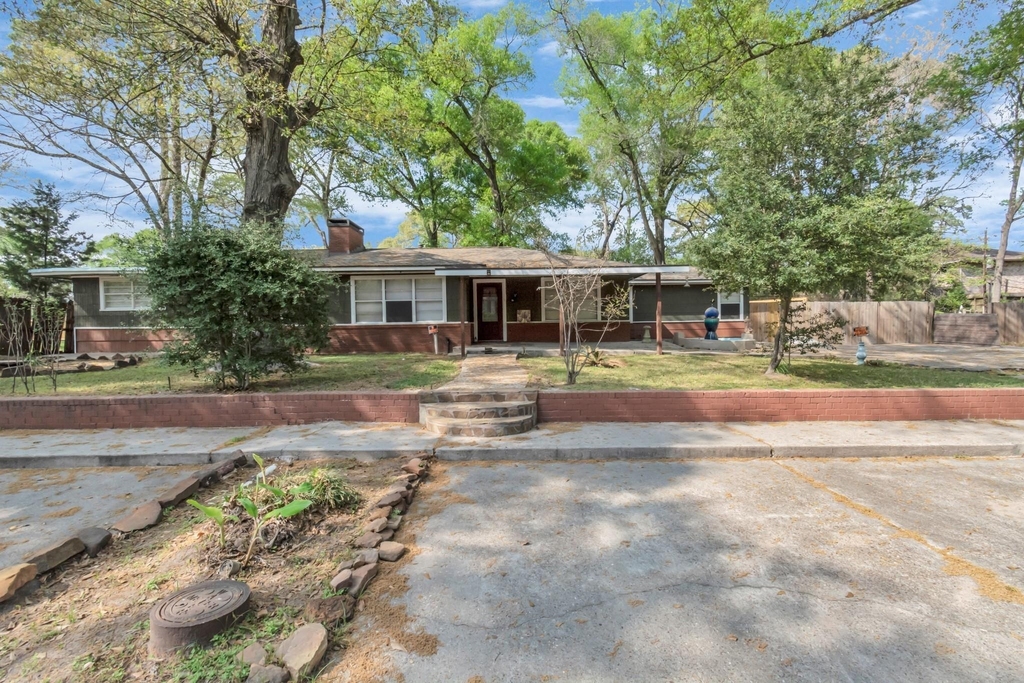 602 Everett Street - Photo 45