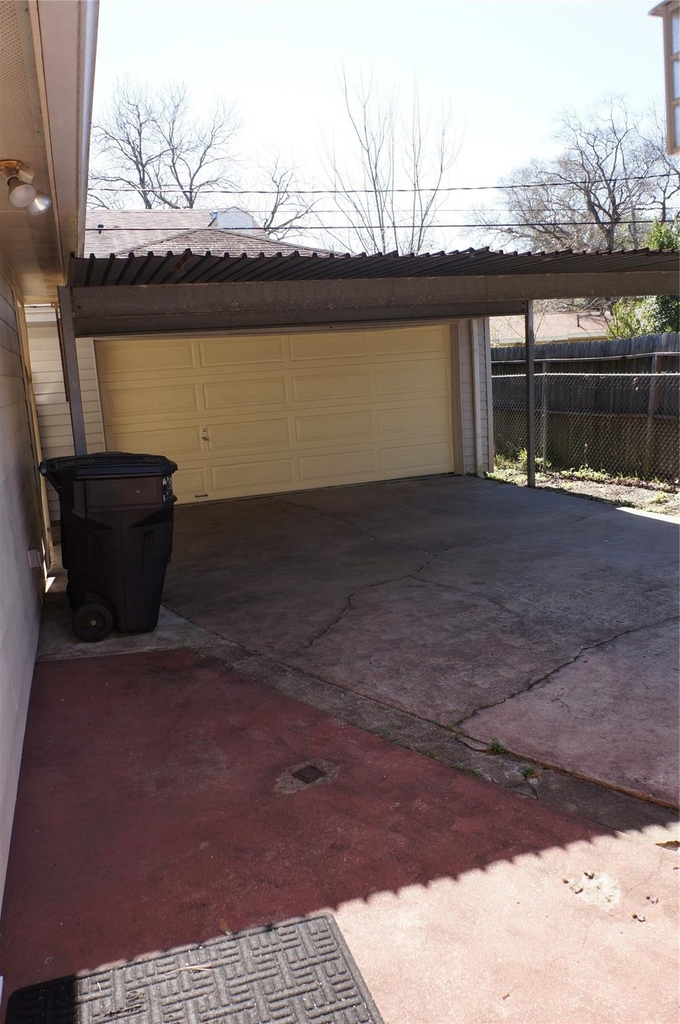9905 Westview Drive - Photo 36