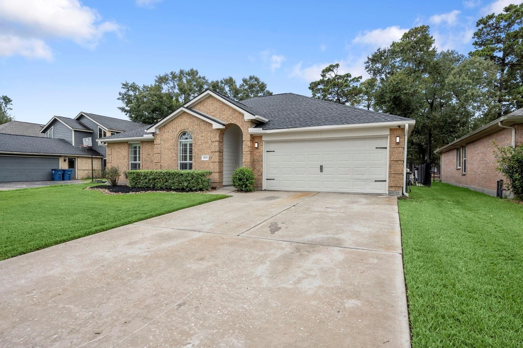 8126 Sports Haven Drive - Photo 2