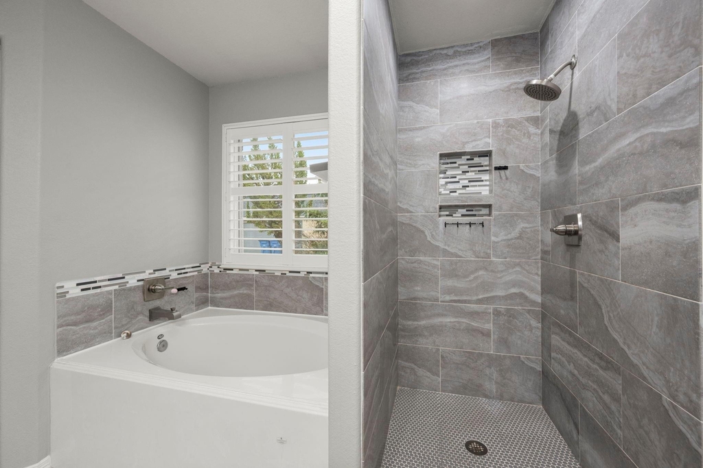 8126 Sports Haven Drive - Photo 27