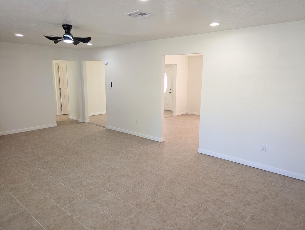 809 Glen Hollow Drive - Photo 12