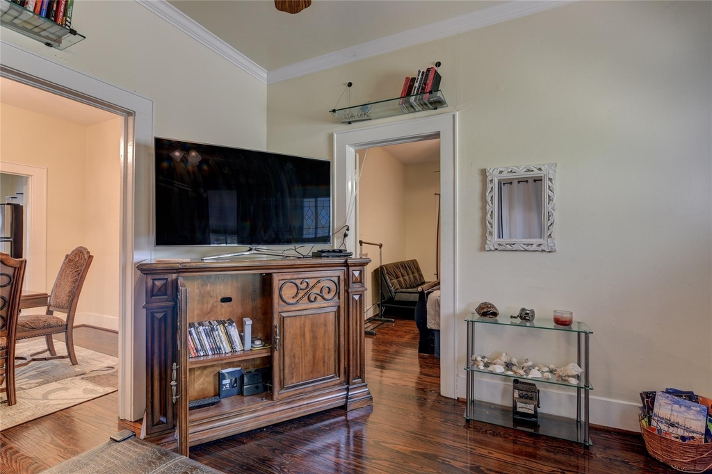 1206 17th Street - Photo 10