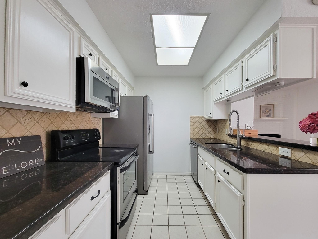 2220 Bering Drive - Photo 22
