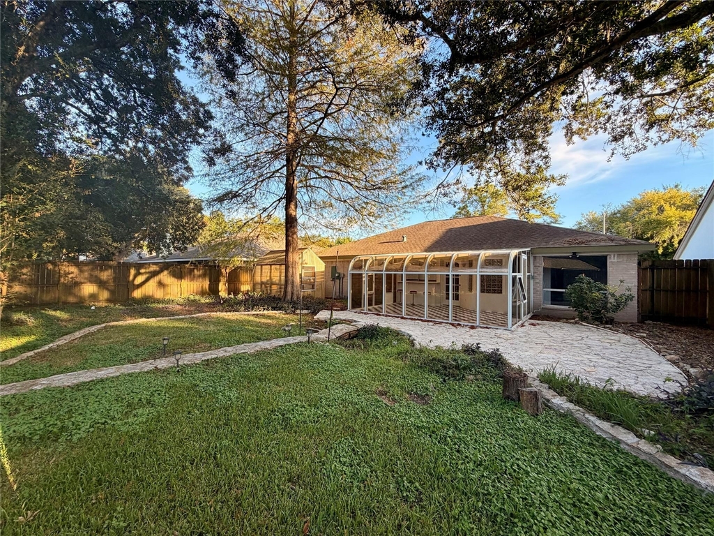 21422 Highland Knolls Drive - Photo 16