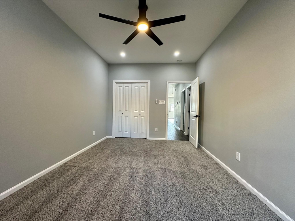 7234 Saint Augustine Street - Photo 13