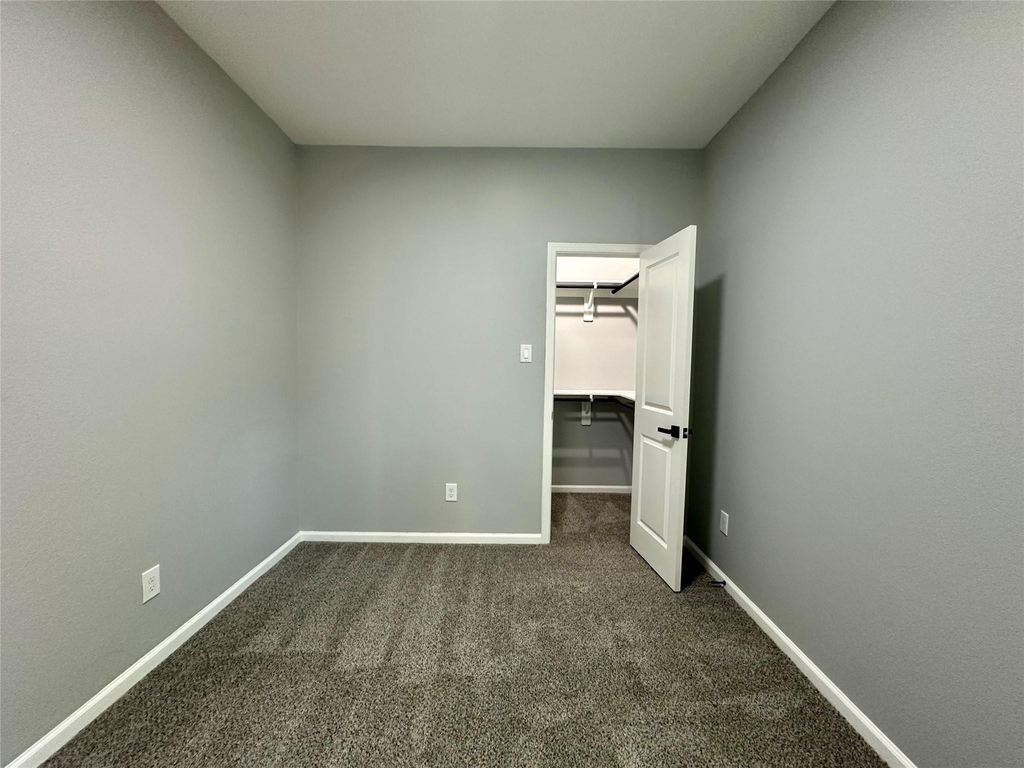 7234 Saint Augustine Street - Photo 7