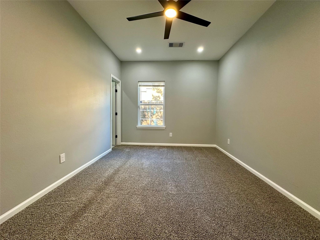7234 Saint Augustine Street - Photo 16