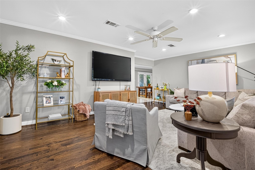 2219 Libbey Drive - Photo 4