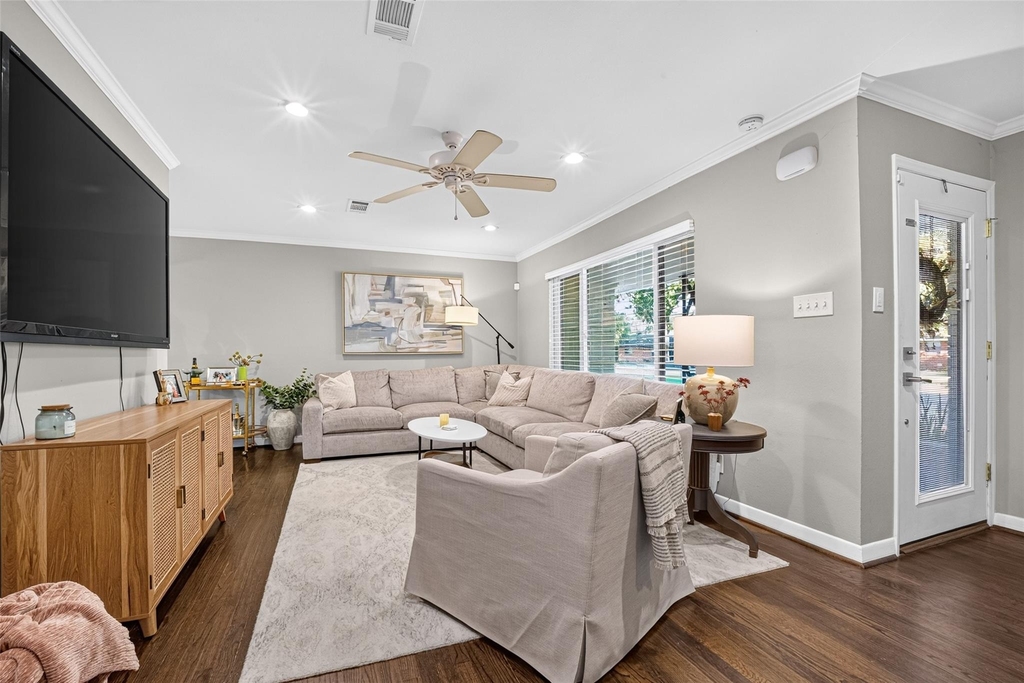 2219 Libbey Drive - Photo 5