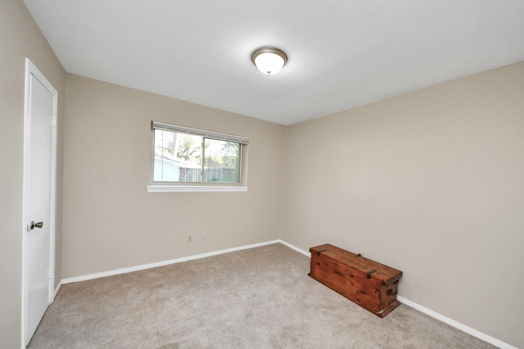 902 Old Mill Lane - Photo 26