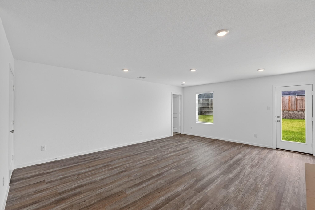 40818 Hawthorne Glades Street - Photo 12