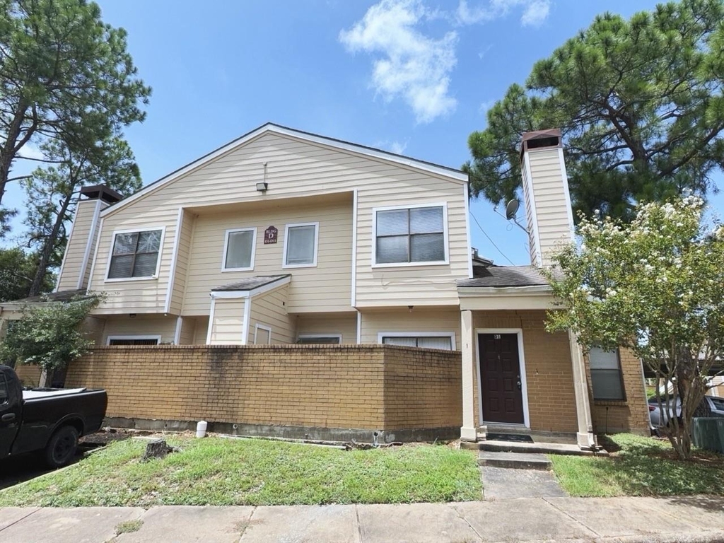 7900 Bissonnet Street - Photo 9