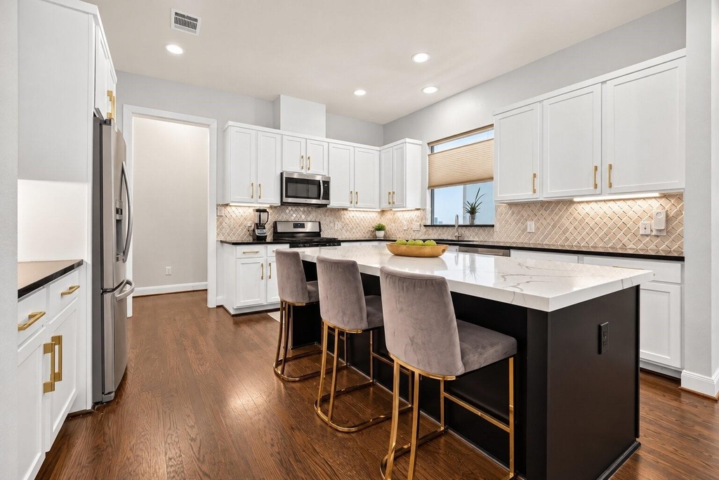 4612 Cornish Street - Photo 5