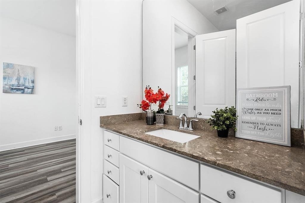 2103 Naomi Street - Photo 16