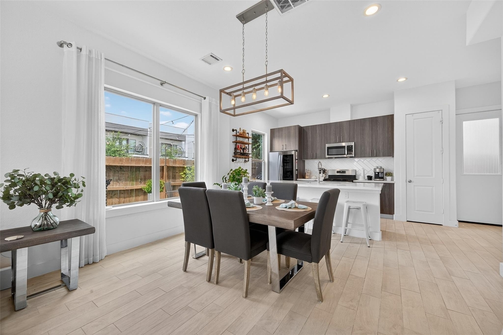 1712 Schweikhardt Street - Photo 8