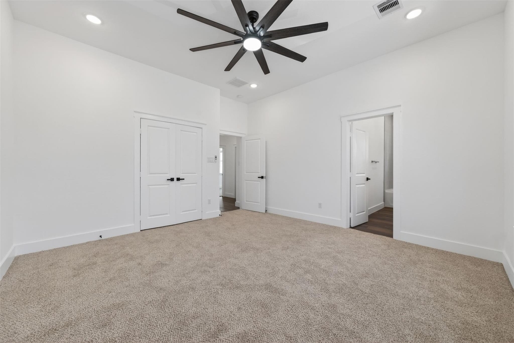 2714 Drew Street - Photo 13
