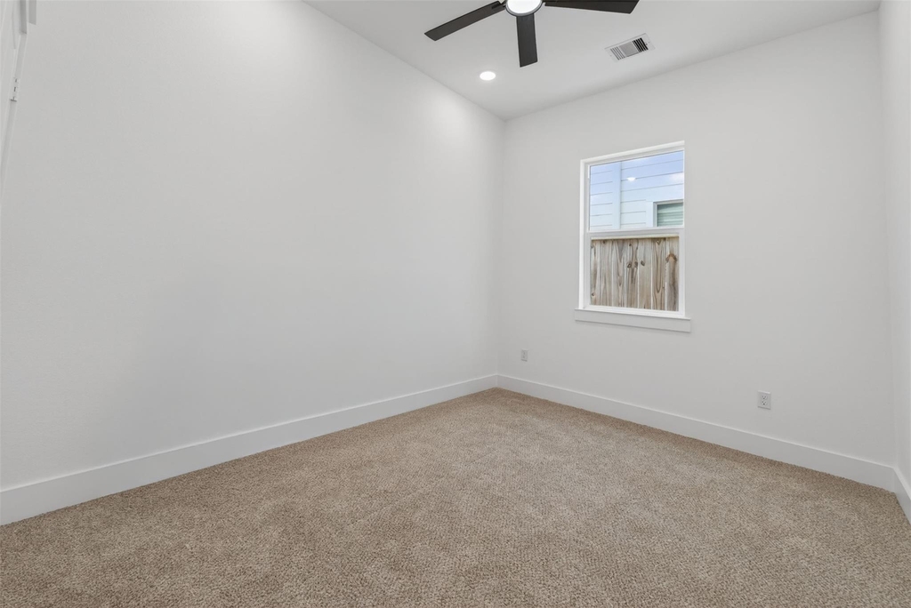 2714 Drew Street - Photo 22
