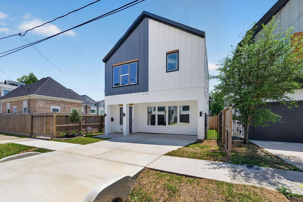 2714 Drew Street - Photo 30