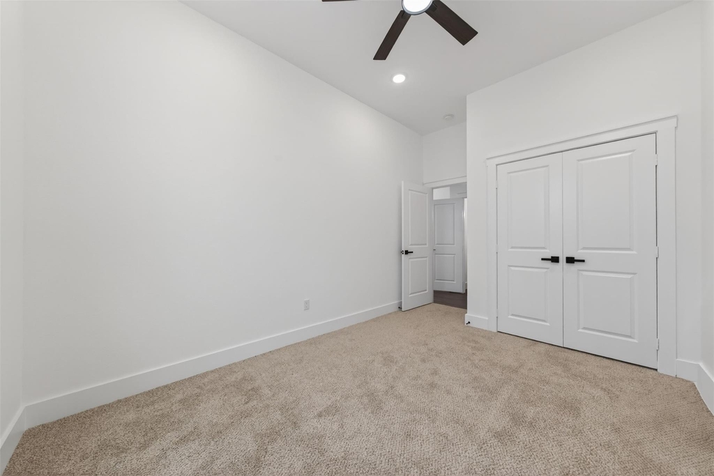 2714 Drew Street - Photo 24