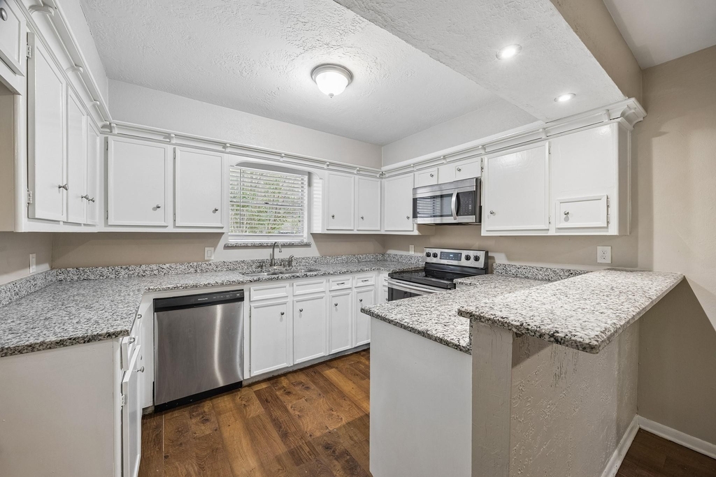 130 Red Oak Lane - Photo 6