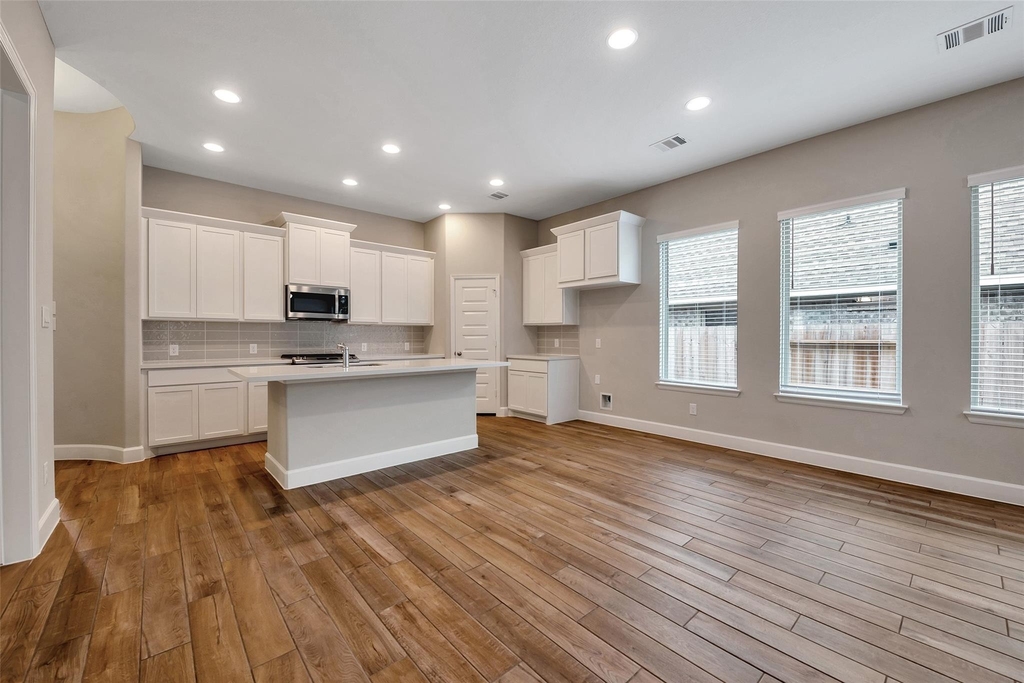 1328 Wicklow Forest Street - Photo 26