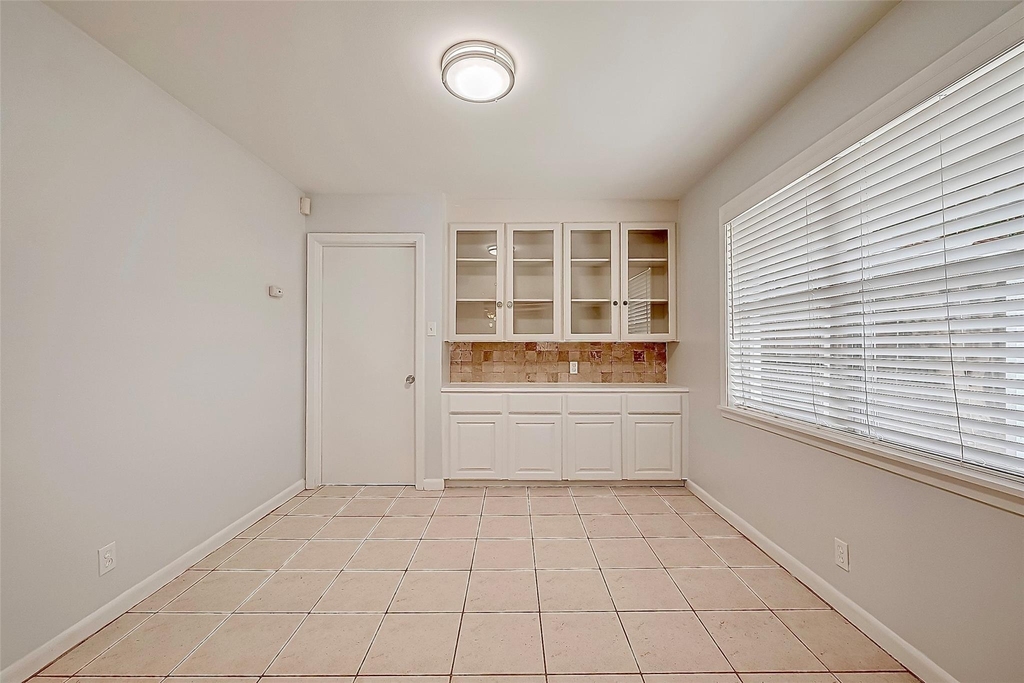 8002 Richmond Avenue - Photo 18