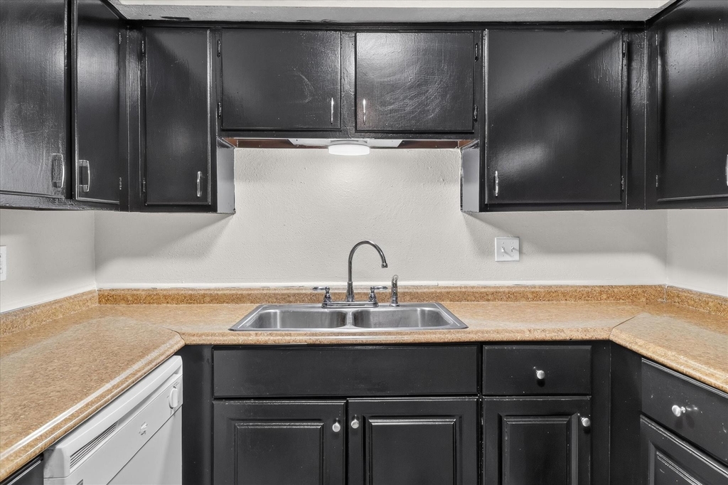 2311 71st Street - Photo 9