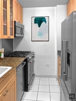 East 29th Street - Photo 3