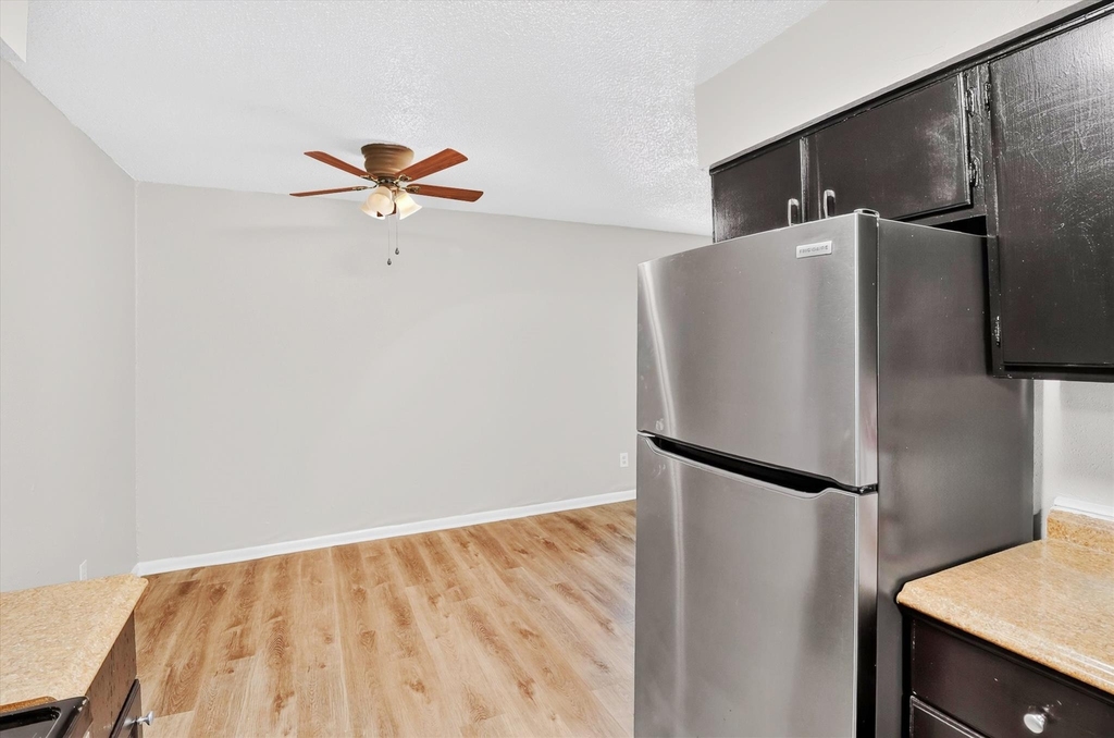 2311 71st Street - Photo 13