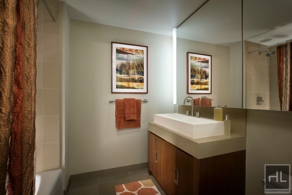 West 17th Street - Photo 2