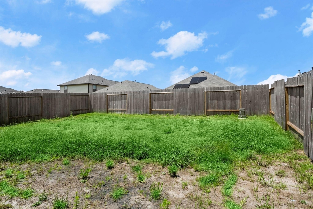 843 Deerhurst - Photo 19