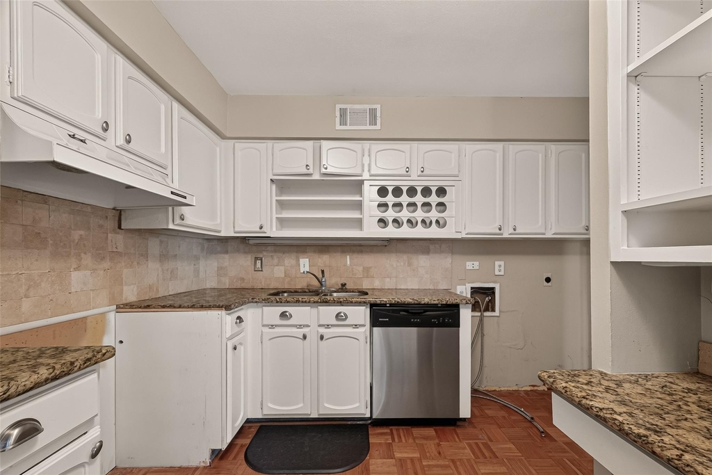 408 N Post Oak Lane - Photo 14