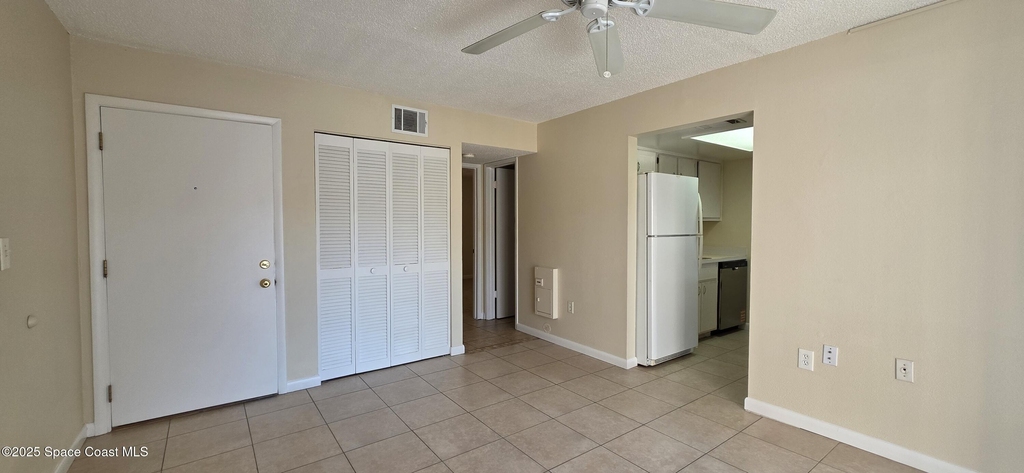 166 Ulster Court - Photo 3