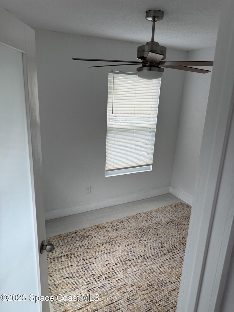 1983 Southland Avenue - Photo 5