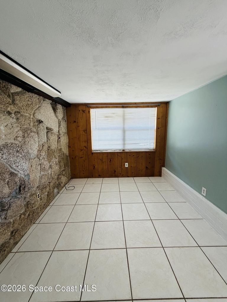 481 Orange Avenue - Photo 13