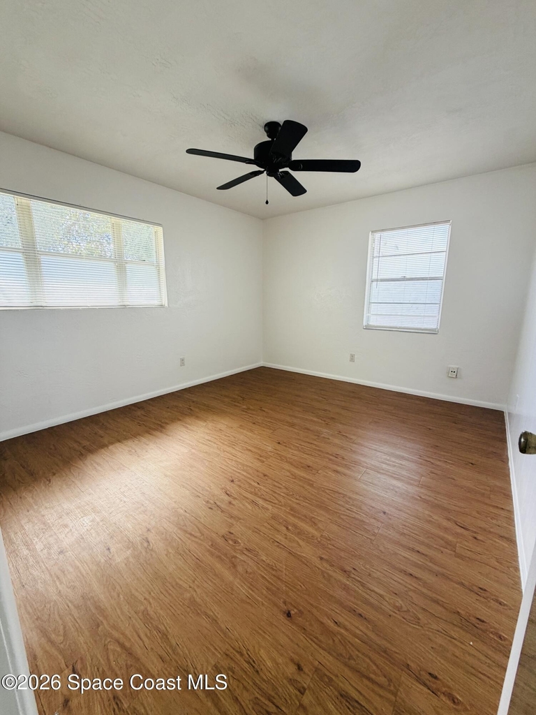 481 Orange Avenue - Photo 6