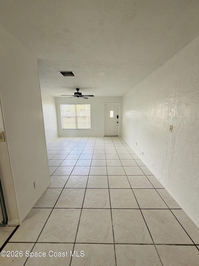 481 Orange Avenue - Photo 1