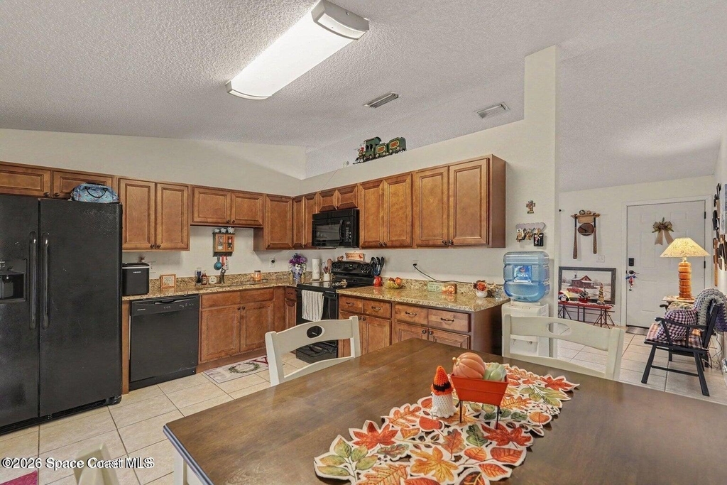 1309 Sagbloom Street Se - Photo 15