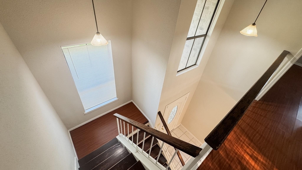 2919 Great Lakes Avenue - Photo 5