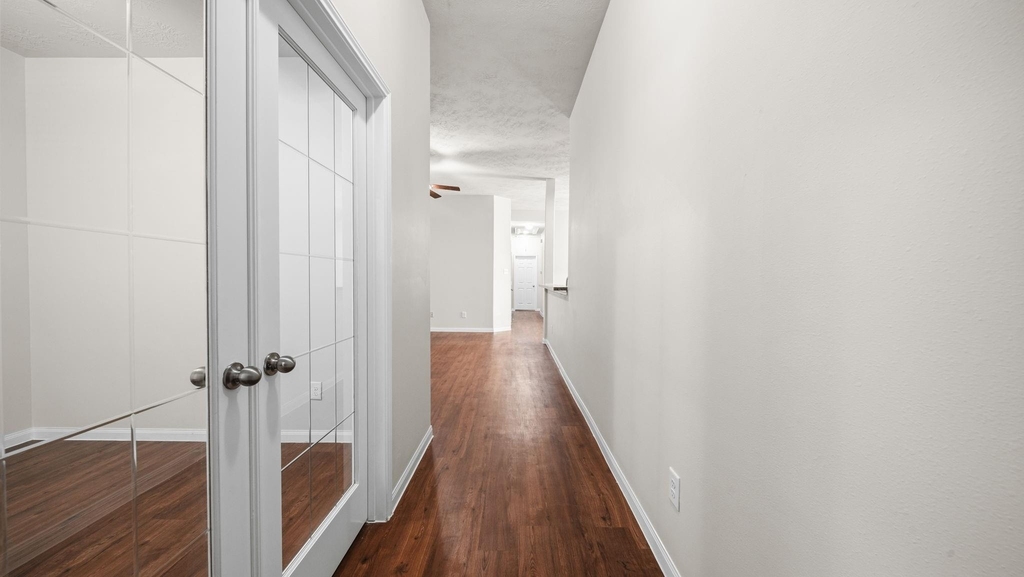 11246 Glenforest Drive - Photo 4