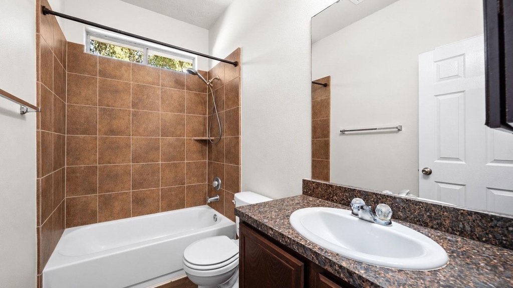 11246 Glenforest Drive - Photo 18
