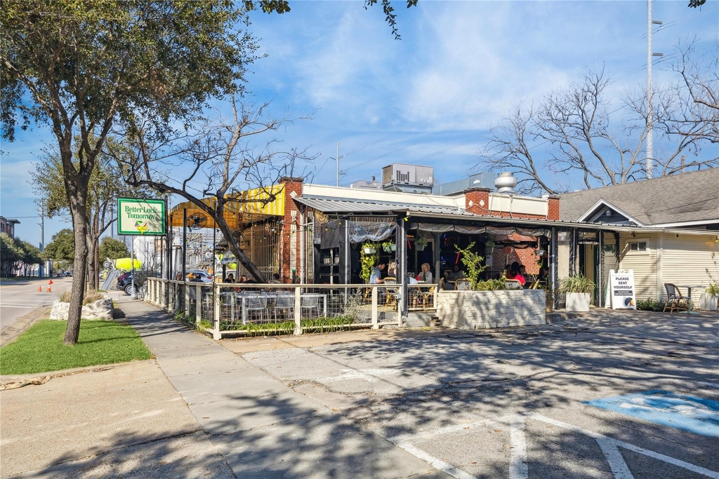 2114 Sabine Street - Photo 30