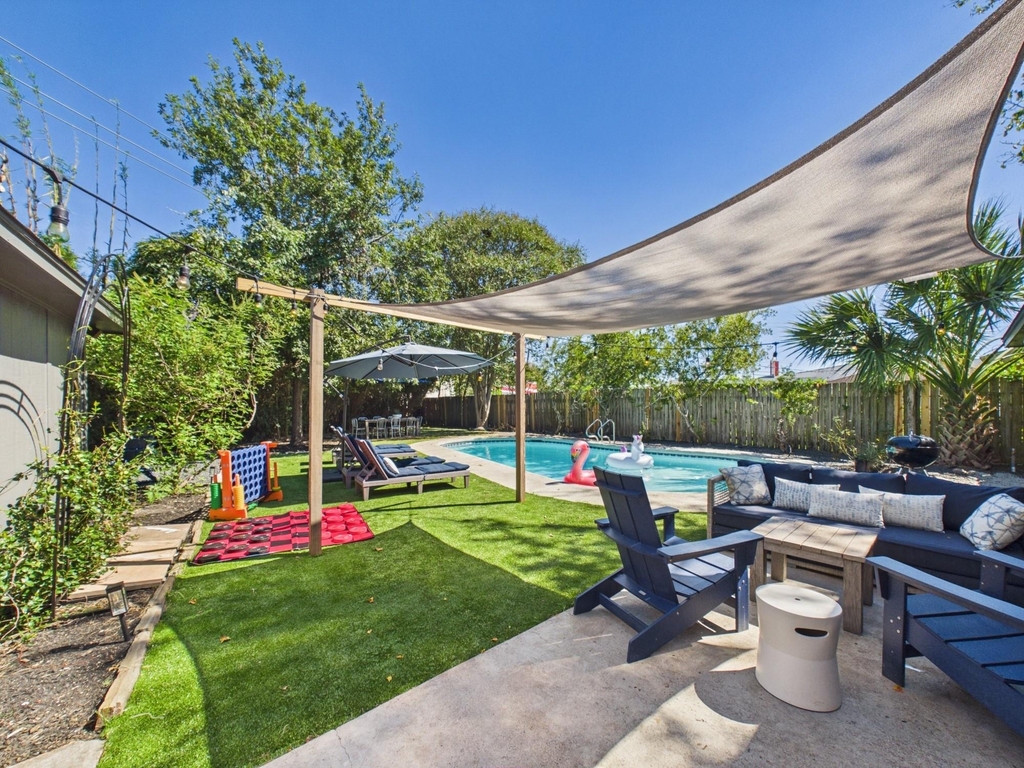 5702 Hoover Street - Photo 0