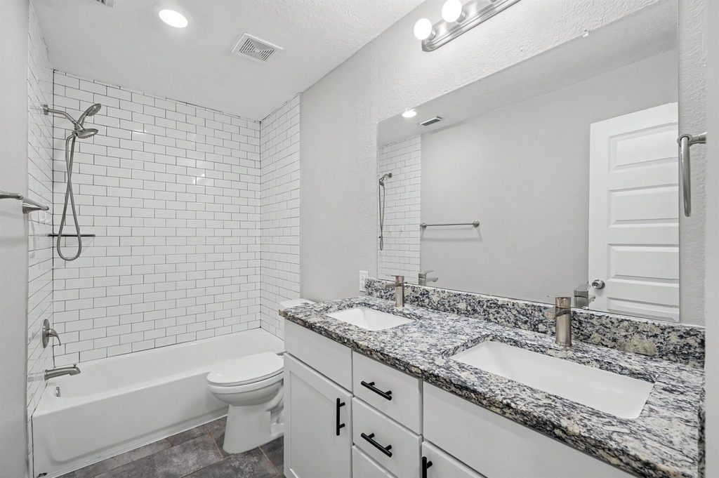 79 Fallshire Drive - Photo 12