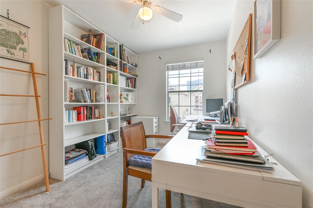 1004 Ruthven Street - Photo 12