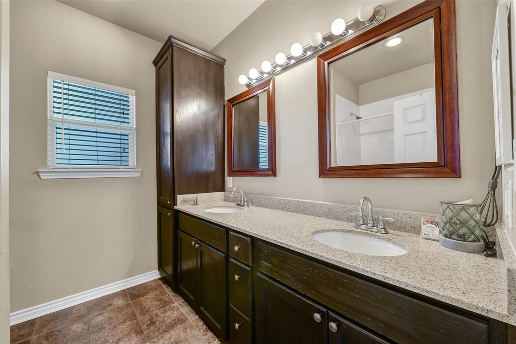 4733 Clay Street - Photo 15