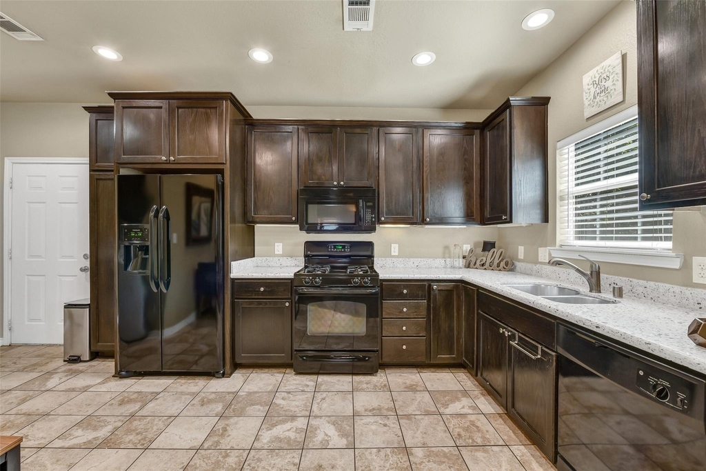 4733 Clay Street - Photo 7