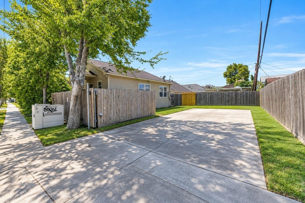 4733 Clay Street - Photo 27