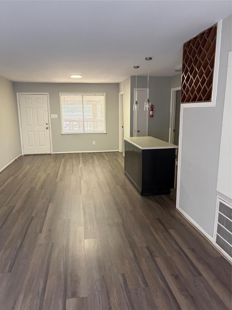 6107 Snug Harbor Drive - Photo 2